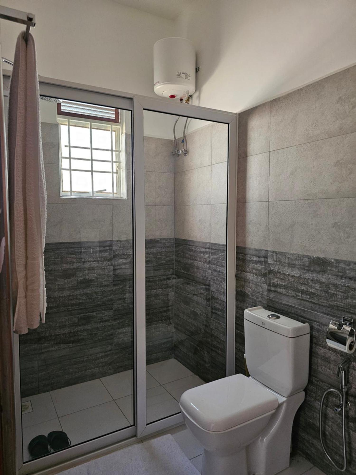 Alsander Homes Raspberry Kampala Exterior foto